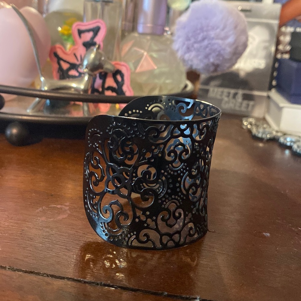 Black wire bracelet
